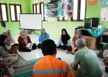 Melalui Program CSR, PT Borneo Indobara Gelar Pelatihan Pengolahan Teh Gaharu