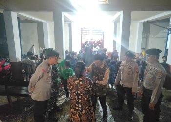 Sinergitas TNI-Polri Amankan Perayaan Natal di Hulu Sungai Tengah