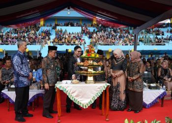 Bupati Aulia Pamitan di Momen Peringatan Hari Jadi Ke-65 Kabupaten HST