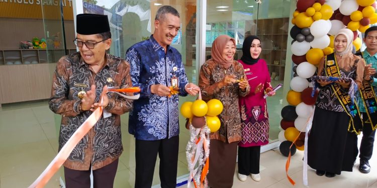 Gedung Fasilitas Layanan Perpustakaan HST Diresmikan