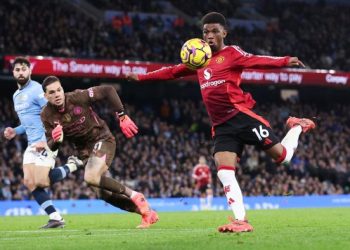 Hasil Liga Inggris: Manchester United Menang Dramatis Atas Man City