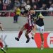 Mees Hilgers Ditarik Keluar Akibat Cedera, FC Twente Ditahan Imbang Olympiakos 0-0