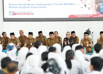Program Sekolah Berbasis Bahasa Inggris Resmi Ditutup, Zairullah: Langkah Kecil Menuju Perubahan Besar
