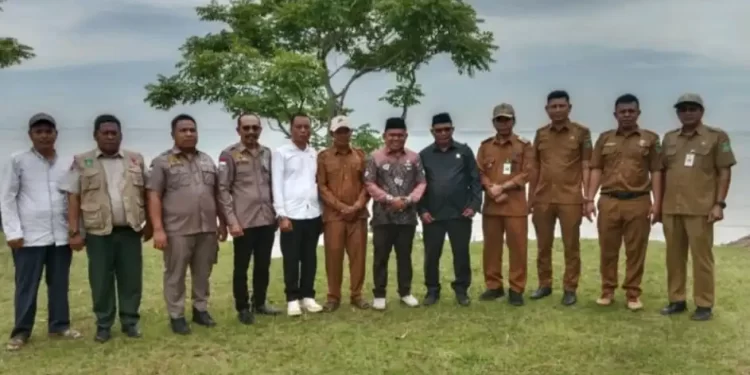 DPRD Tanbu Berharap Abrasi di Pantai Sungai Dua Laut Segera Ditangani