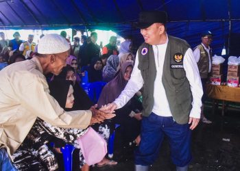 Bawa Logistik Bantuan, Gubernur Kalsel Temui Warga Terdampak Banjir di Kabupaten Banjar