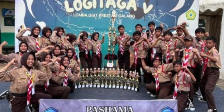 SMP Negeri Kusan Hilir Raih Juara Umum Logitaga V Tahun 2025