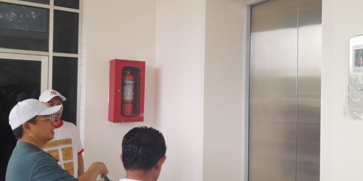 Elevator Menara Pandang Siring Tendean Siap Beroperasi