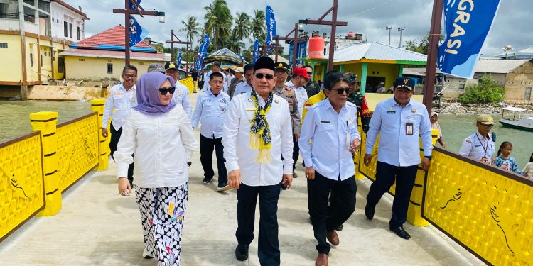 Sayed Jafar Resmikan Dermaga Pulau Laut Kepulauan