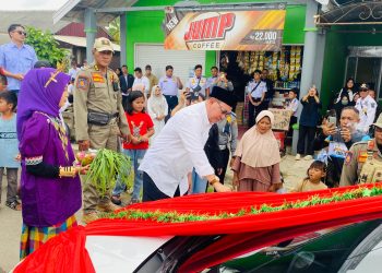Kepala Desa di 3 Kecamatan Dapat Mobil Operasional