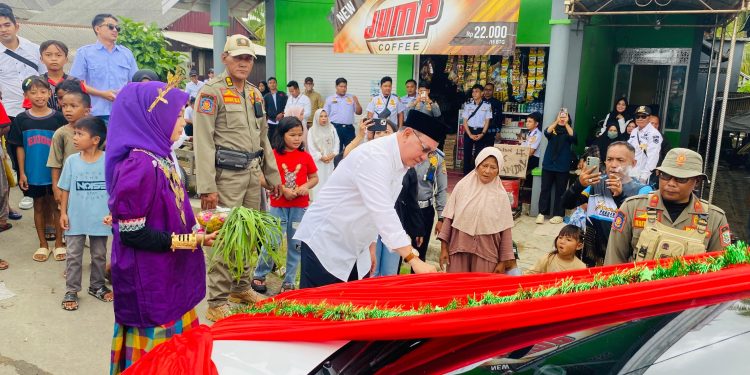 Kepala Desa di 3 Kecamatan Dapat Mobil Operasional