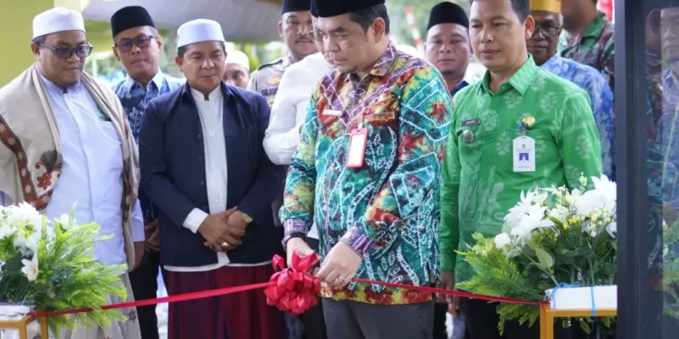 Resmikan Kantor Camat Angsana, Ini Pesan Bupati Tanah Bumbu