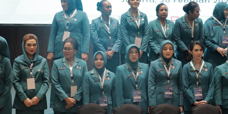 Hj Fathul Jannah Dilantik sebagai Ketua TP PKK Kalsel dan Tim Pembina Posyandu