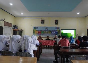 Gandeng DLH Tanbu, SMAN 1 Kusan Hilir Gelar Penyuluhan Pengelolaan Sampah
