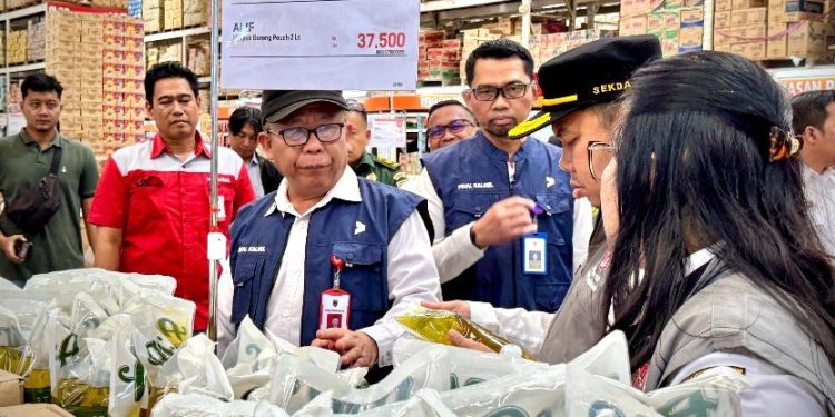 Pastikan Harga Sembako Normal, TPID Kalsel Sidak Pasar dan Pusat Pembelajaan di Banjarmasin