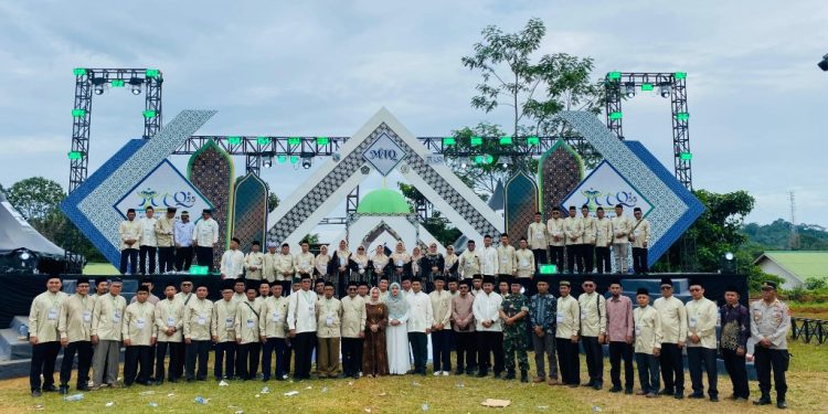 Pengukuhan Dewan Hakim dan Pawai Ta’aruf Mengawali MTQ ke-55 Kabupaten Kotabaru