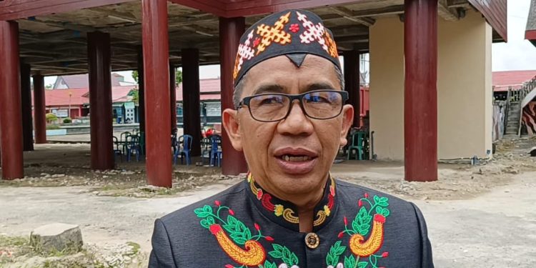 Wakil Ketua DPRD Barsel Berharap Rumah Adat Dayak Dimanfaatkan Sesuai Fungsinya