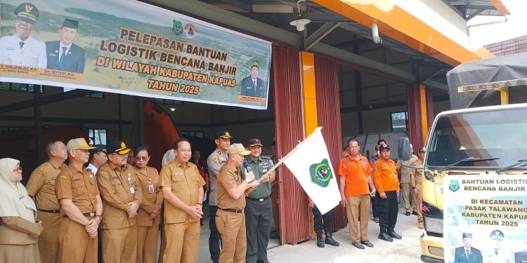 Belasan Ribu Warga di 22 Desa Terdampak Banjir, Pemkab Kapuas Salurkan Bantuan