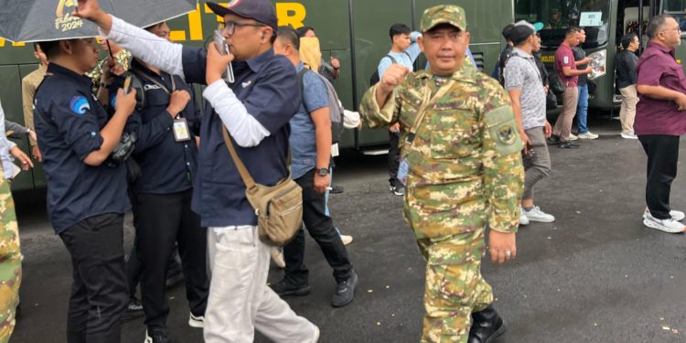 Pasca Dilantik sebagai Bupati HST, Bang Rizal Resmi Masuk Komcad TNI