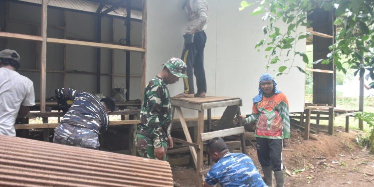 Rehab RTLH di Desa Talusi Dalam Rangka TMMD Ke-123