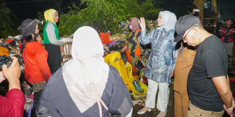 TPS Liar Ditutup Permanen, Hj Ananda: Tindak Tegas Kalau Masih Ada yang Buang Sampah!