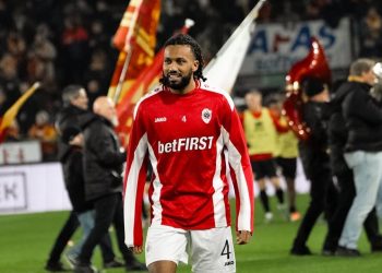 Berat! Proses Naturalisasi Jairo Riedewald Lebih Sulit ketimbang Marteen Paes