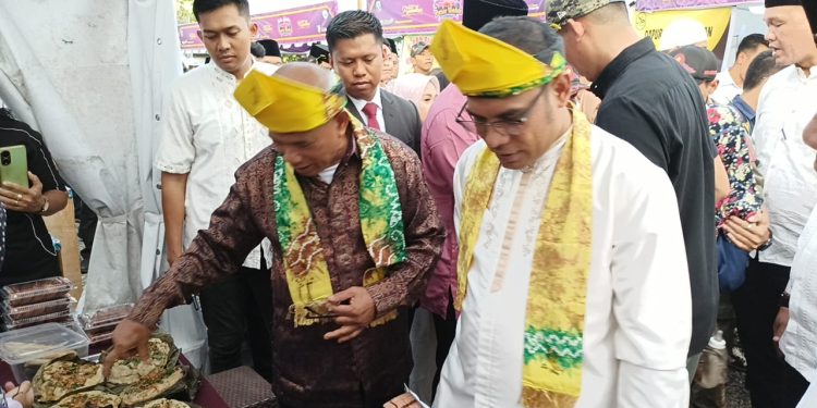 Resmi Dibuka, 60 Lapak Kuliner Meriahkan Pasar Wadai Pesona Ramadan di Kotabaru
