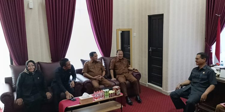 Bupati dan Wabup Barsel Bersilaturahmi dengan Forkopimda