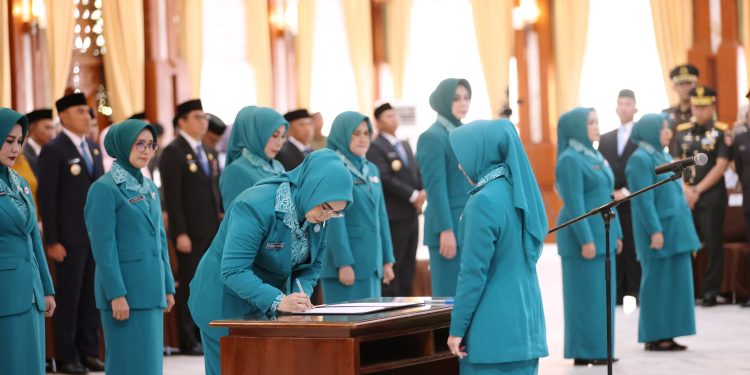 Andi Irmayani Rudi Latif Dilantik sebagai Ketua TP PKK dan Ketua Tim Pembina Posyandu Tanbu