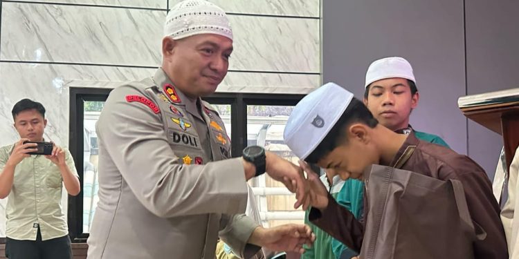 Kapolres Kotabaru Buka Puasa Bersama Anak Yatim