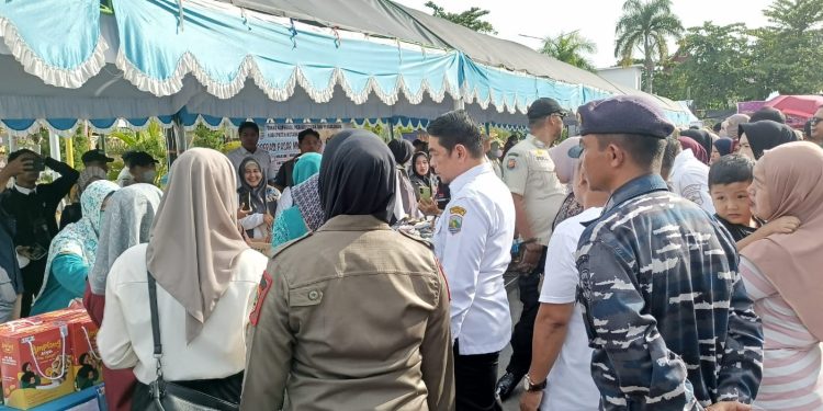 Tekan Inflasi Jelang Lebaran, Pemkab Kotabaru Gelar Pasar Murah