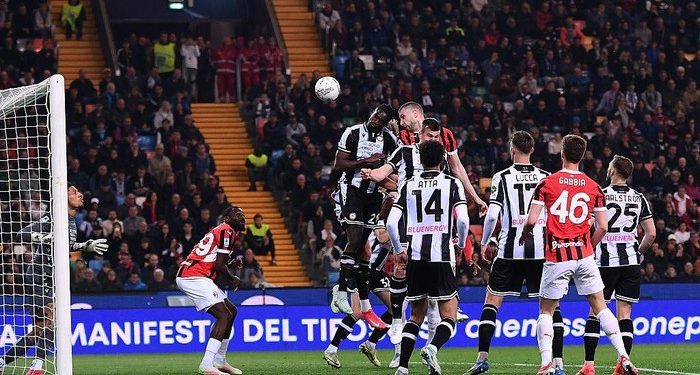 Udinese vs AC Milan di Liga Italia: Rossoneri Pesta Gol 4-0!