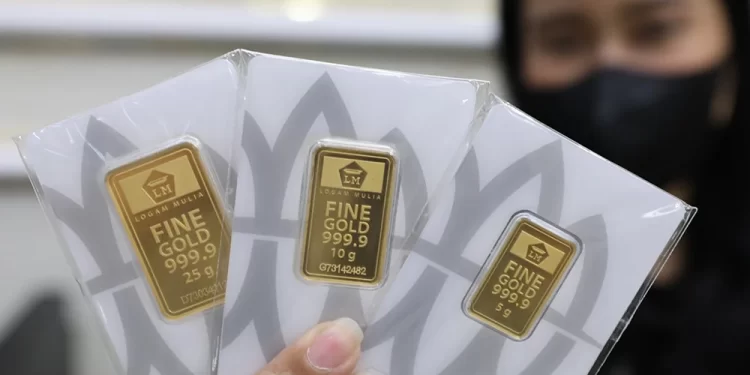 Rekor! Harga Emas Antam di Pegadaian Tembus Rp2,1 Juta per Gram