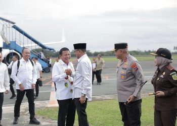 Ketua DPRD Kalsel Sambut Kedatangan Kepala BIN