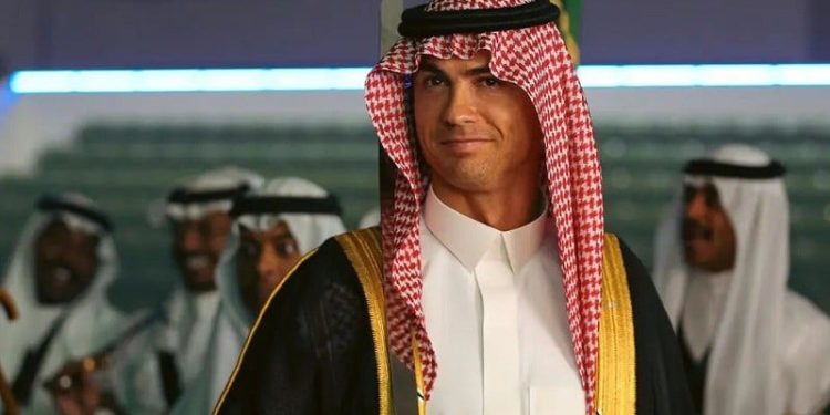 Cristiano Ronaldo Mualaf? Rekan Setim Bocorkan Fakta Mengejutkan: Dia Bersujud