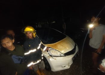 Bengkel Terbakar, Hanguskan Sejumlah Mobil