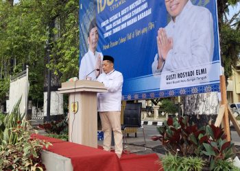 Bupati Samsul Rizal Salat Idul Fitri di Lapangan Dwiwarna Barabai