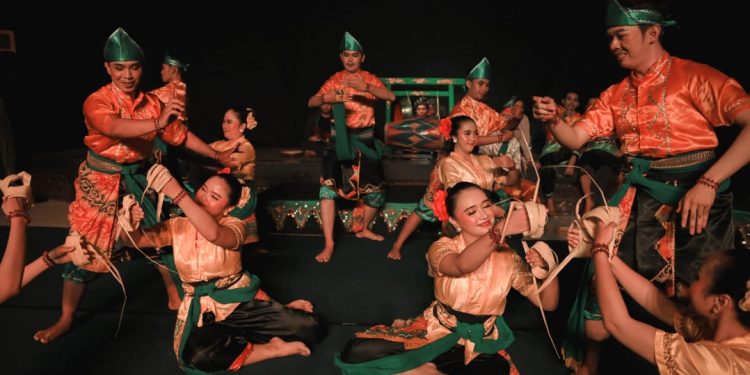 Ayo Saksikan Aruh Teater Kalsel 2025! Gratis dan Terbuka untuk Umum