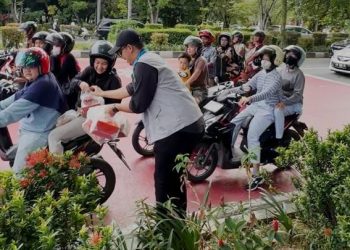 PLN Hadirkan Cahaya di Bulan Ramadan Lewat Aksi Sosial Bermakna