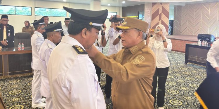 Lantik 3 Kepala Desa Antar Waktu, Ini Pesan Muhammad Rusli