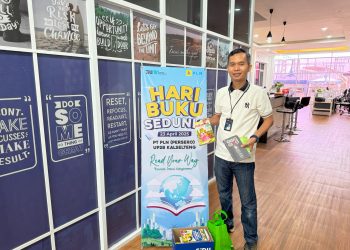 YBM dan Srikandi PLN UP2B Kalselteng Peringati Hari Buku Sedunia dengan Aksi Berbagi Buku