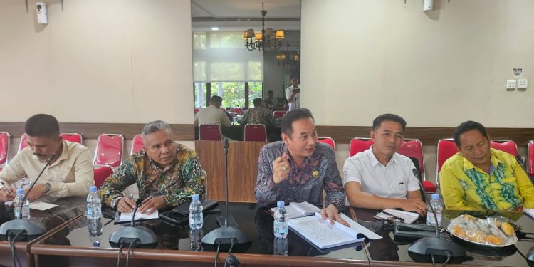 Pansus III DPRD Kotabaru Sambangi Dinas PUPR Kota Tangerang