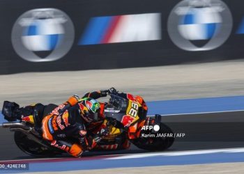 MotoGP Qatar 2025 Jadi Seri Tersulit, Pembalap Utama KTM Merasa Frustasi Sepanjang Balapan