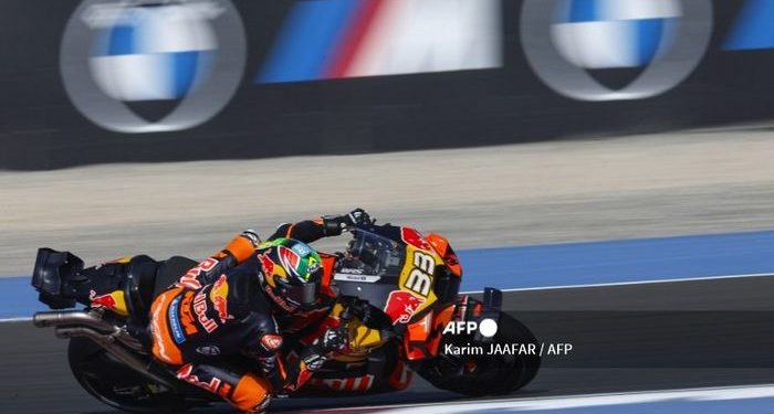 MotoGP Qatar 2025 Jadi Seri Tersulit, Pembalap Utama KTM Merasa Frustasi Sepanjang Balapan