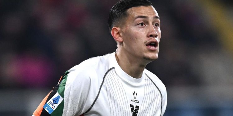 Serius, Inter Milan Kembali Pantau Jay Idzes di Laga Lecce vs Venezia