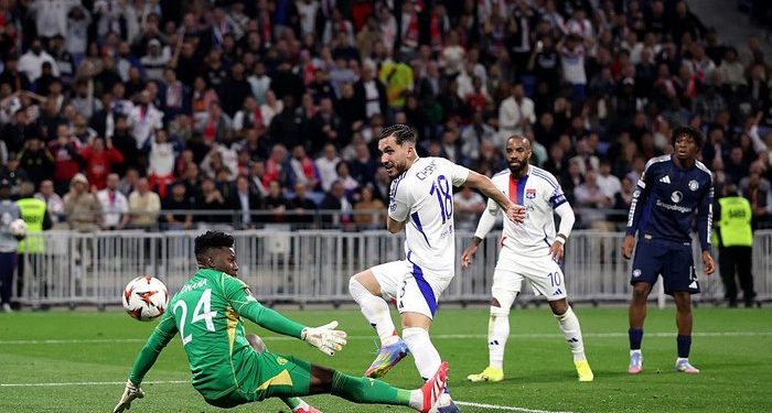 Hasil Liga Europa: MU Gagal Menang Lawan Lyon, Onana Disorot