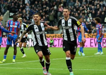 Newcastle United Pesta Gol Lagi, Tembus Tiga Besar