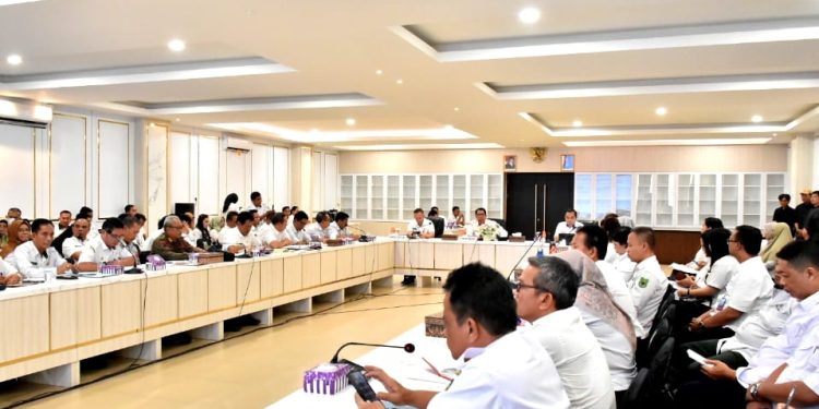 Pemkab Kapuas Bahas Nasib 4.874 Pegawai Non-ASN, Guru dan Tenaga Kesehatan Jadi Prioritas