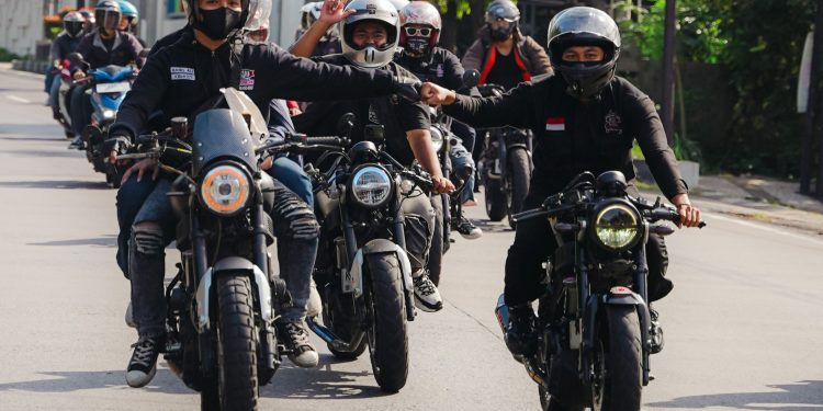 Gaspol Terus! Yamaha Synergy Ride kembali Bersinergi Bareng Para Fans Sport Yamaha Serempak di 5 Kota