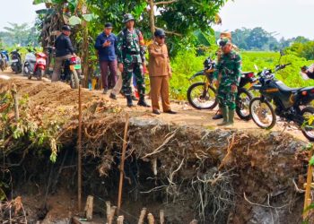 Wabup HST Tinjau Lokasi Sasaran Program TMMD Ke-124 di Desa Pengambau Hilir Luar