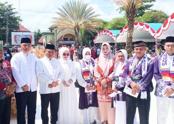 Lepas Jemaah Calon Haji, Ini Pesan Bupati Kapuas HM Wiyatno